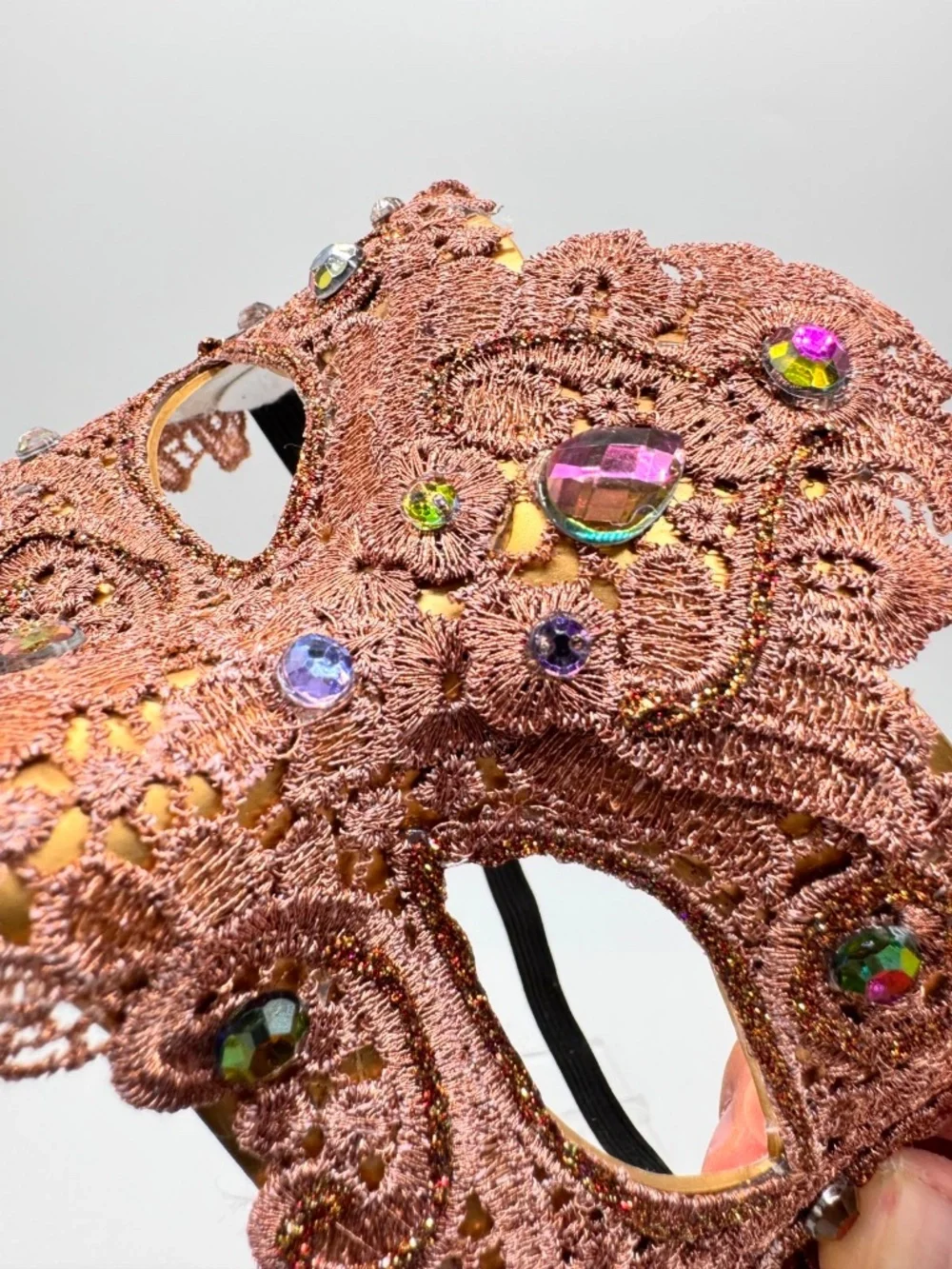 New Beyond Masquerade Rose Gold Lace Princess Venetian Mask Rhinestone Halloween